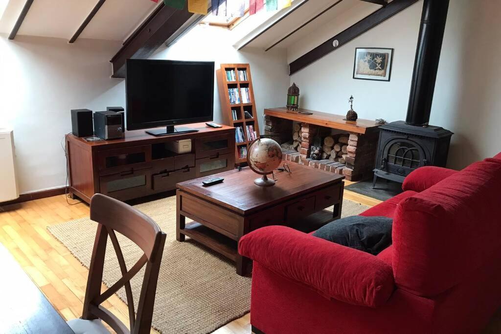 Apartamento En Pleno Centro Catedral Apartment Oviedo Bagian luar foto
