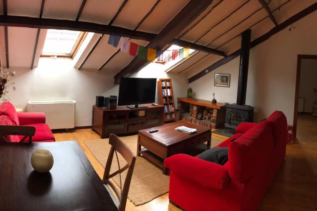 Apartamento En Pleno Centro Catedral Apartment Oviedo Bagian luar foto