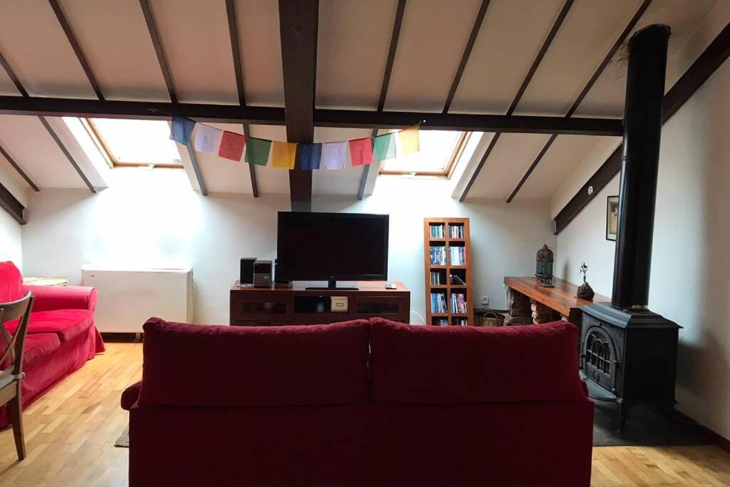 Apartamento En Pleno Centro Catedral Apartment Oviedo Bagian luar foto
